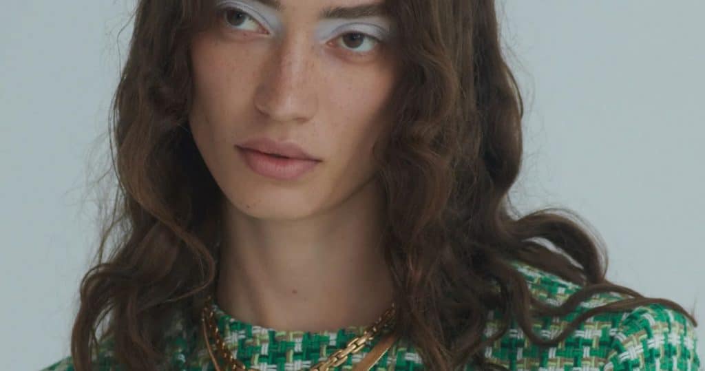 Zara sorprende con los maquillajes y peinados de sus modelos