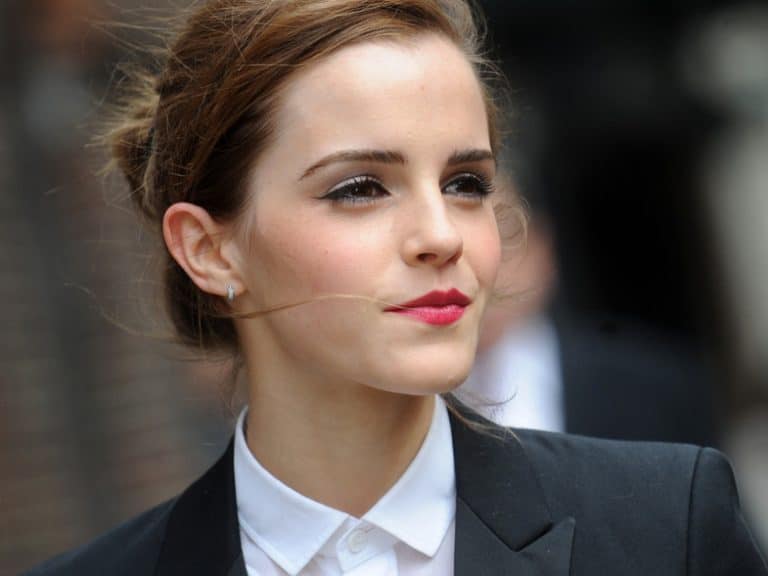 Emma Watson y esa bella cara de niña. Estos son sus retoques estéticos