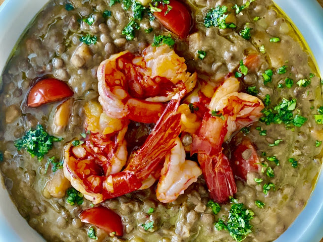 Dabiz Muñoz: la receta de lentejas al curry con carabineros del mejor chef del mundo