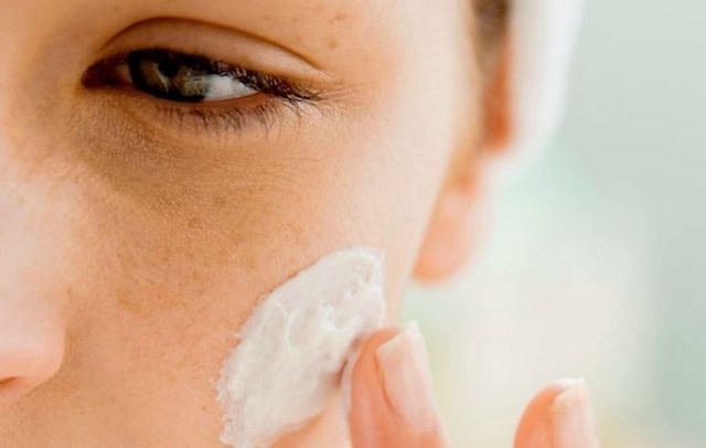 Crema despigmentante: ¿Para qué es y cuándo utilizarla?