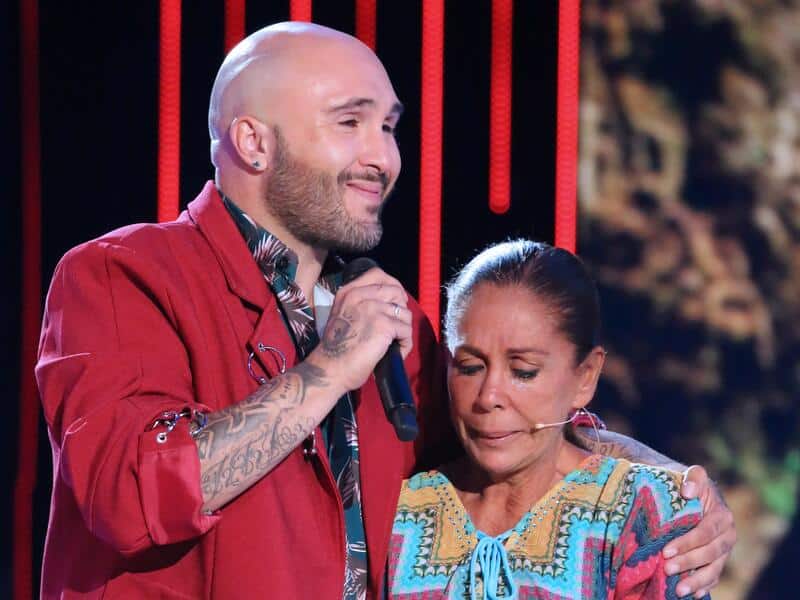Kiko Rivera: descubrimos la ofrenda de paz hacia su madre, Isabel Pantoja