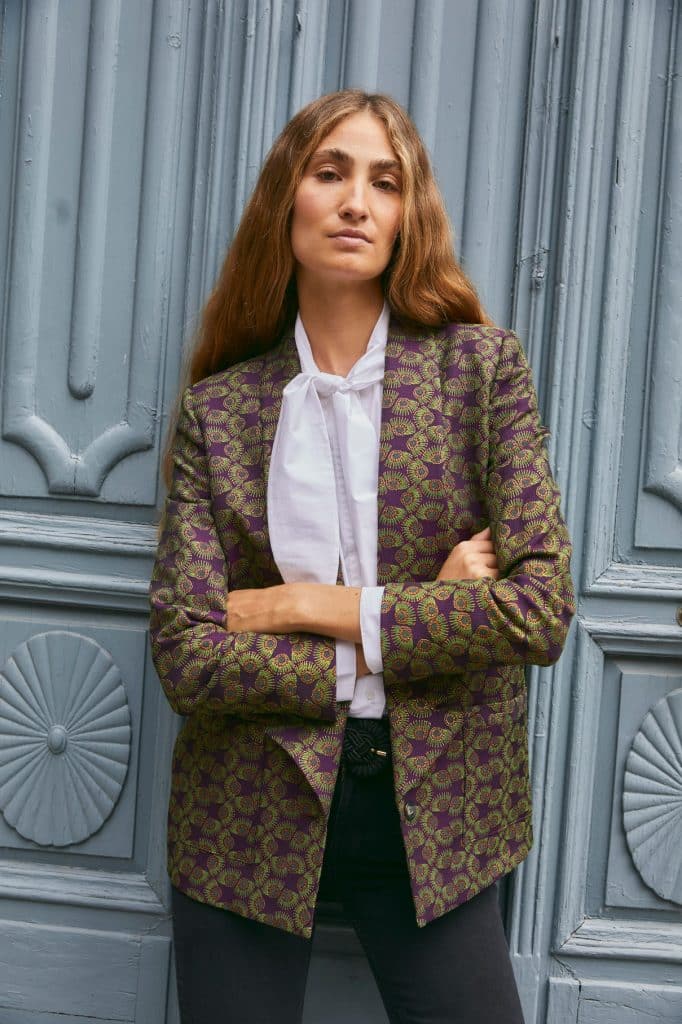 Abrigos y blazer exclusivos, con unidades limitadas y para todo tipo de mujer con BYAN