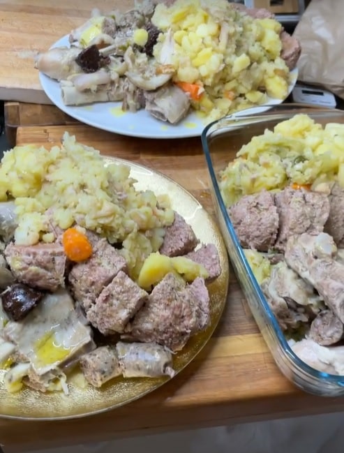 Jordi Cruz tiene claro que los platos no deben ser minimalistas ni escasos: Caracoles y carne a la catalana