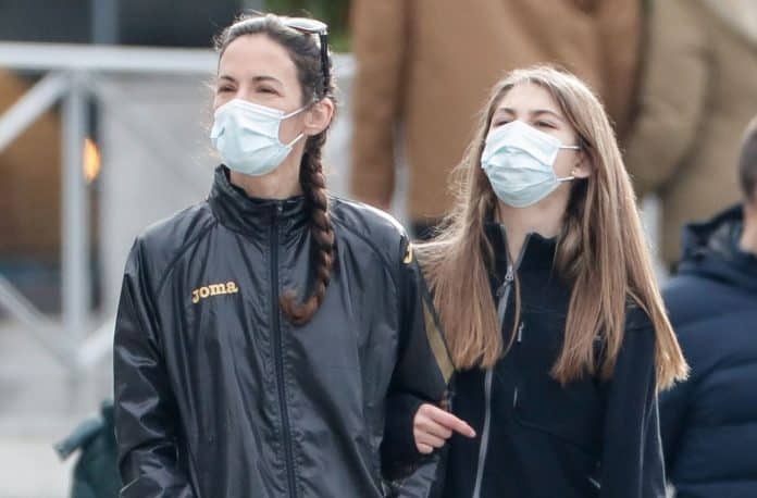 Telma Ortiz y su hija Amanda un clon de su prima la infanta sofía