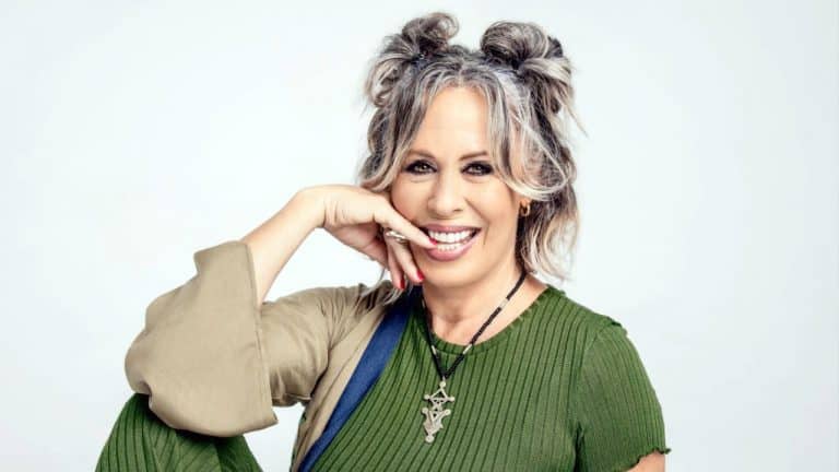 Miriam Díaz-Aroca regresa al teatro y nos desvela su fórmula para tratar con su hija adolescente: ¿Te apuntas?