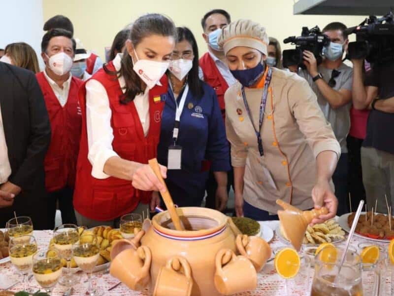 Reina Letizia viaje de cooperación Paraguay