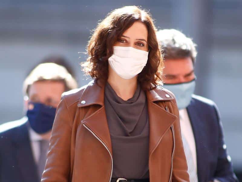 Isabel Díaz Ayuso y sus chaquetas de cuero, la mejor una blazer