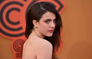 Margaret Qualley hija de Andie McDowell Netflix La Asistenta