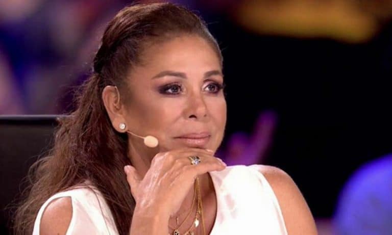 Isabel Pantoja, contra las cuerdas tras salir su ‘vicio’ oculto: «Le frustra muchísimo»