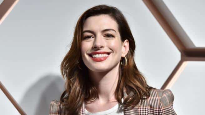 anne hathaway