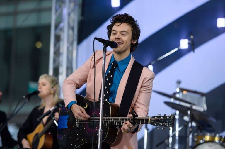 Zoë Kravitz y Harry Styles: el romance se confirma en el opening night de su gira en Ámsterdam