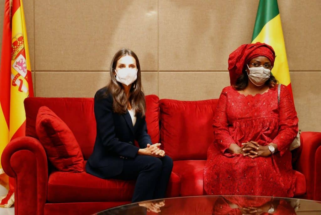 Reina Letizia viaje exprés Senegal Intituto Cervantes