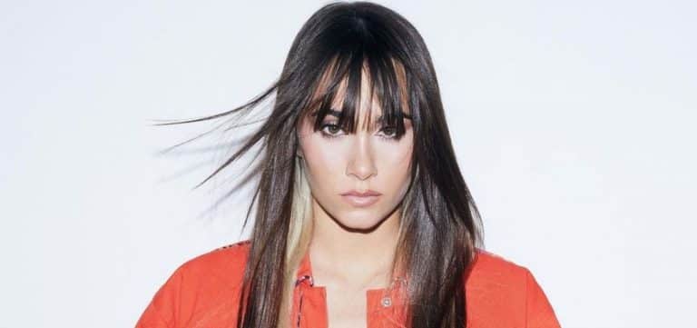 Aitana Ocaña, cuerpazo al sol en Ibiza sin Miguel Bernardeu pero en muy buena compañía
