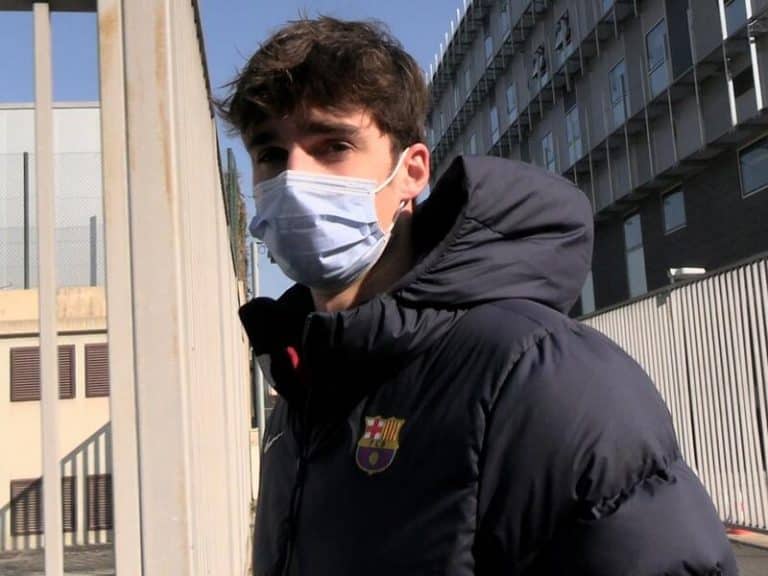 Pablo Urdangarin alabado por la prensa responde a los piropos recibidos por…