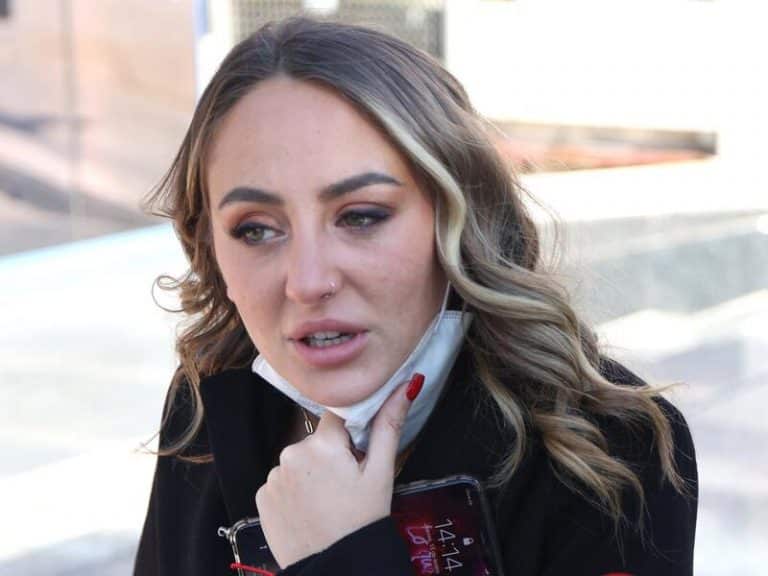 Rocío Flores se somete a una operación y sigue sin recibir la llamada de su madre