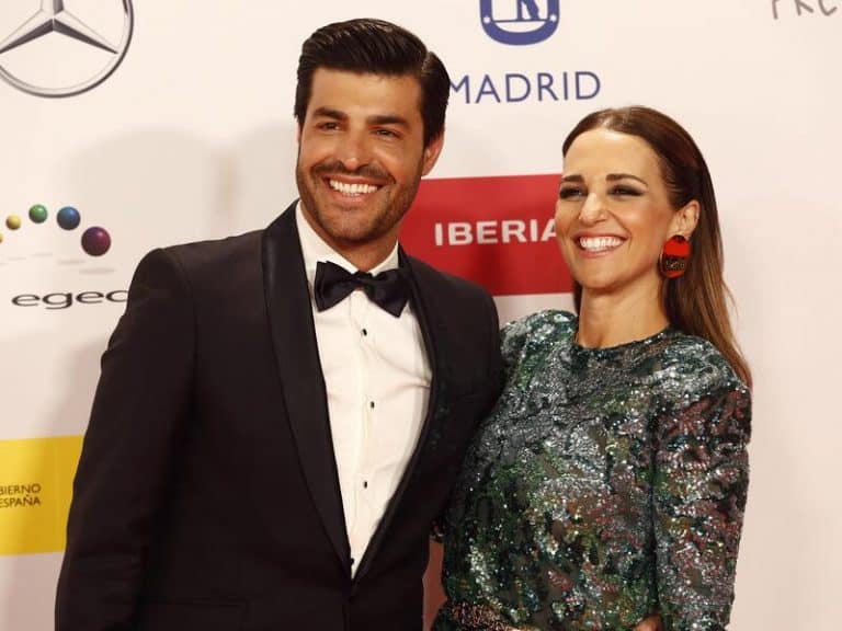 Miguel Torres y Paula Echevarría de cenita con amigos después de la fiesta de Miki