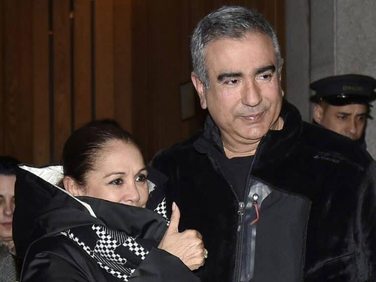 Isabel Pantoja se enfrenta a Agustín después de verse obligada a salir de Cantora
