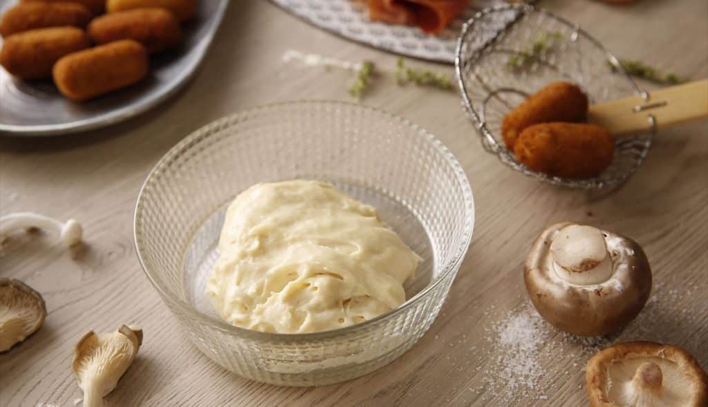 Bechamel para croquetas: el truco para que no salgan grumos