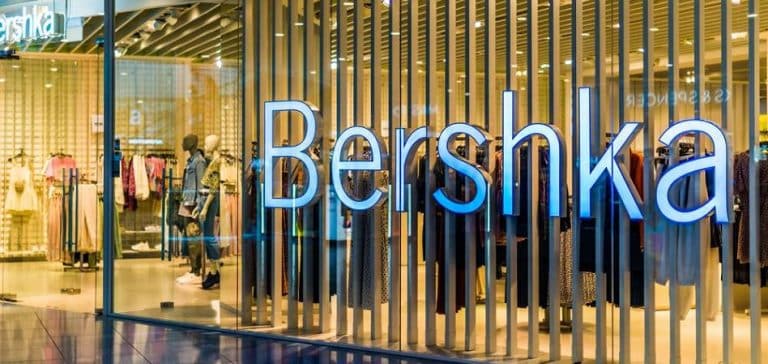 Bershka: el abrigo por 29,99 euros y otras novedades increíbles
