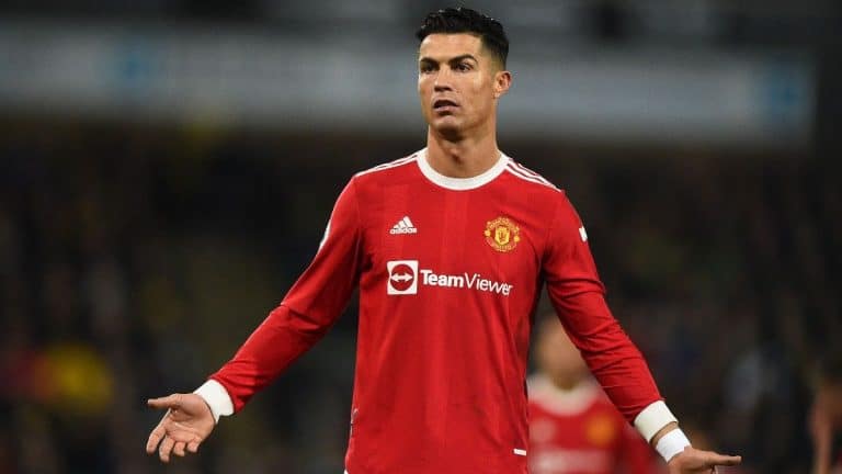 Cristiano Ronaldo investigado por la policía y expulsado de ‘Save The Children’ por…