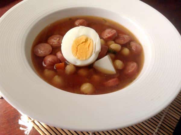 Garbanzos a la riojana: el guiso más sabroso para este invierno