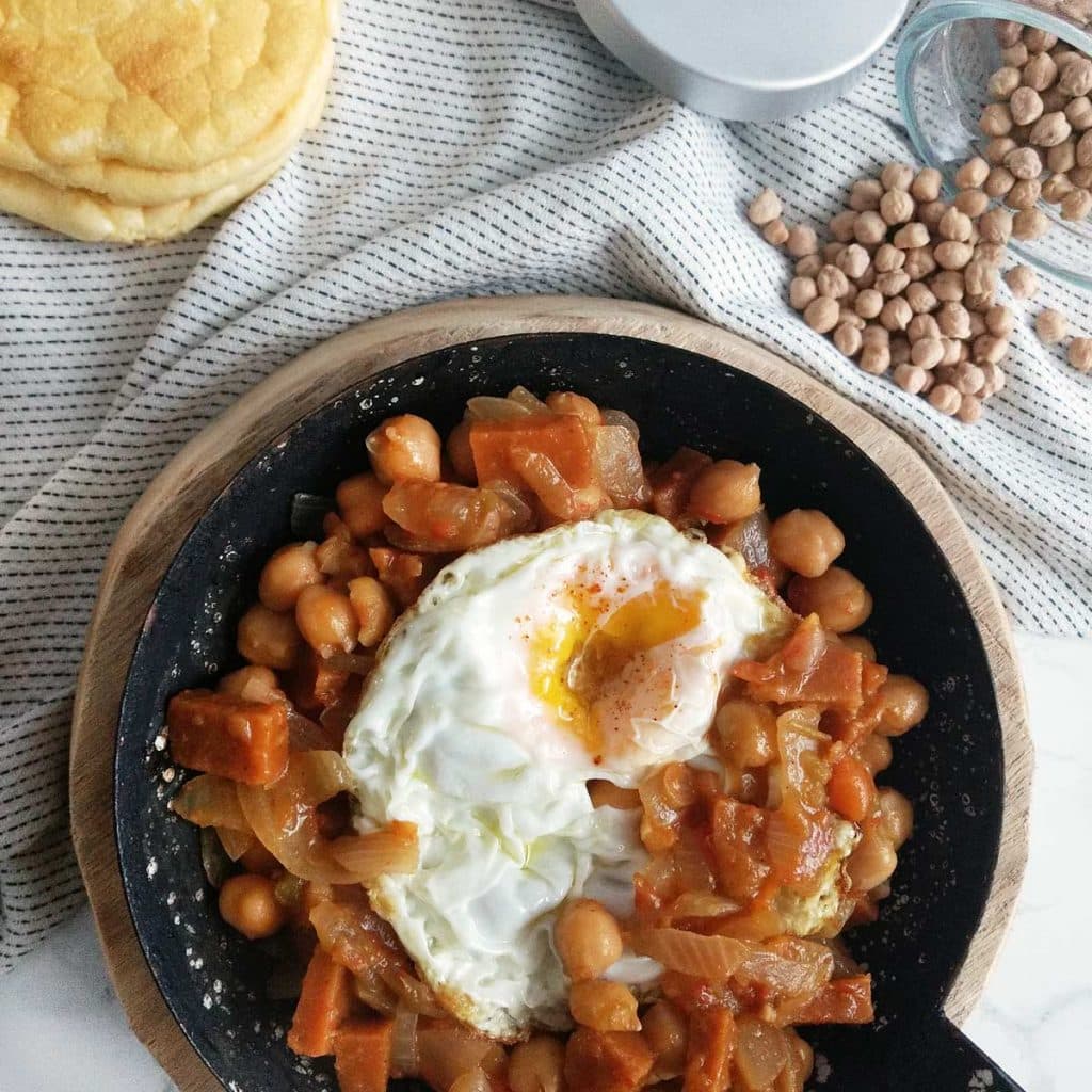 Garbanzos a la riojana: el guiso más fácil y sabroso para este invierno
