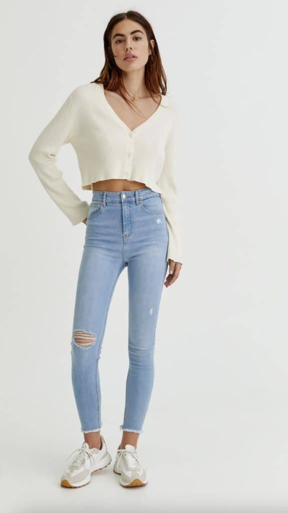 Pull&Bear: 10 vaqueros en rebajas para seguir la moda que te dé la gana