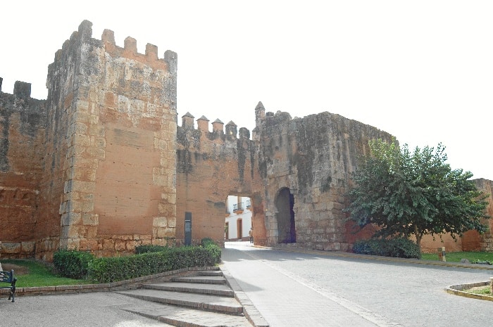 Diez pueblos con grandes murallas para una escapada en invierno