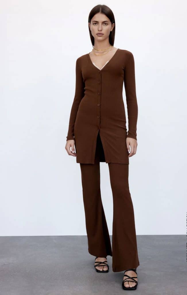 La chaqueta más atractiva de Zara está rebajada a mitad de precio