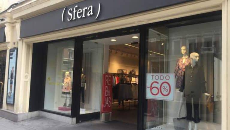 La chaqueta de Sfera que necesita tu armario para días especiales