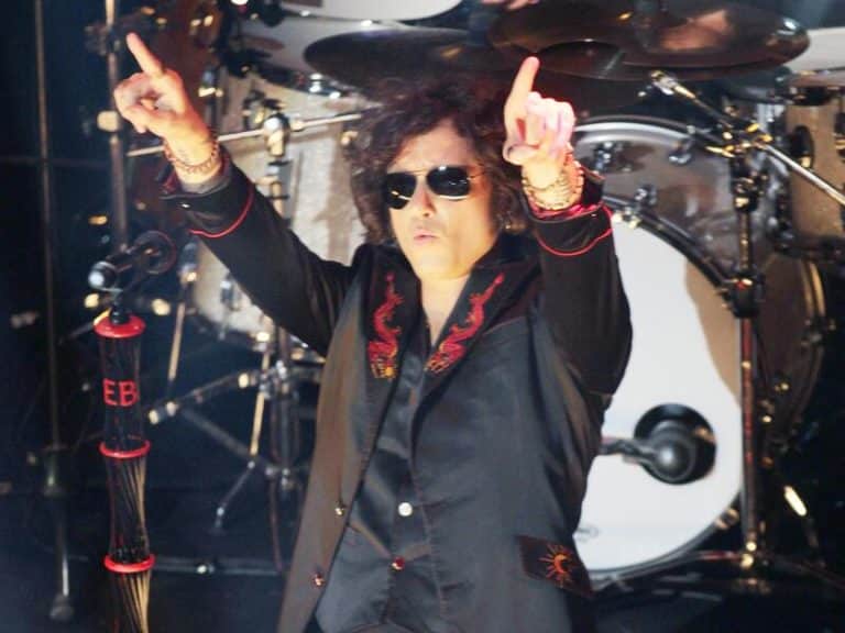 Enrique Bunbury, obligado a dejar los escenarios para siempre