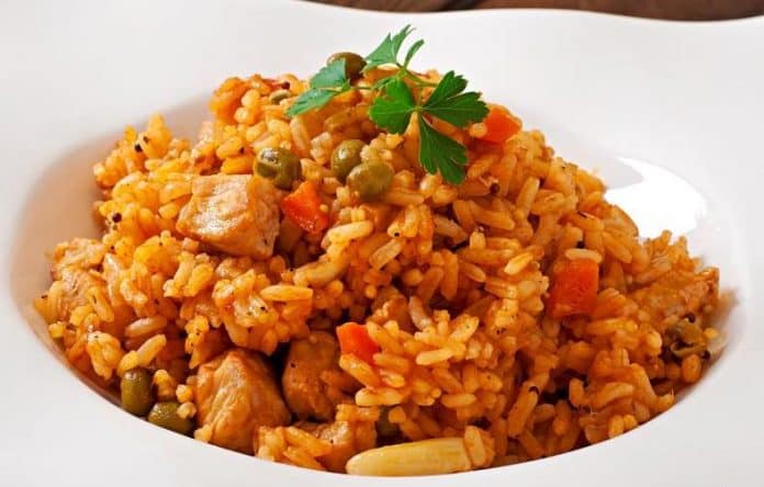 Cómo hacer un arroz con pollo en la Thermomix lleno de sabor