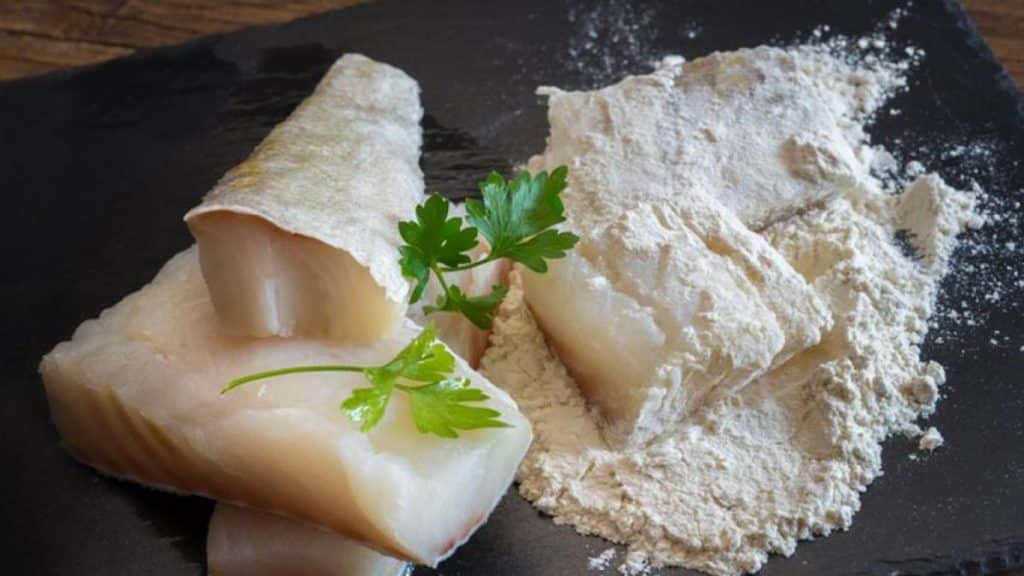El bacalao a la parmesana que le da mil vueltas al tradicional 'pil pil'