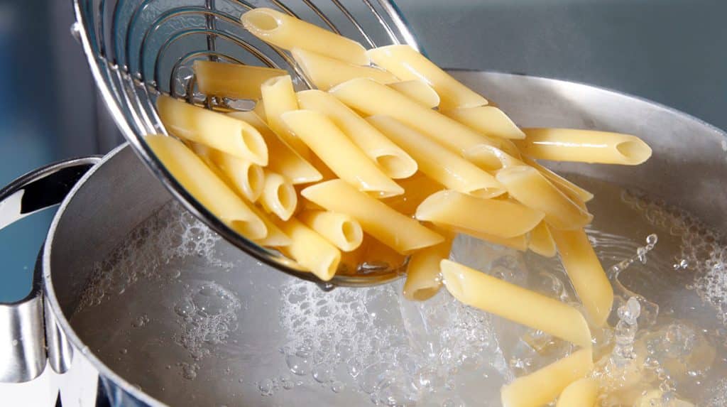 El secreto para cocer la pasta en la mitad de tiempo