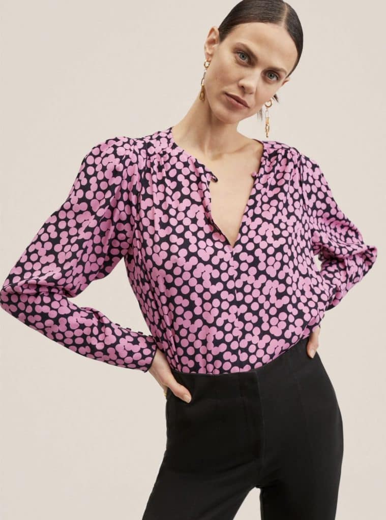 Mango se prepara para la primavera con esta blusa estampada