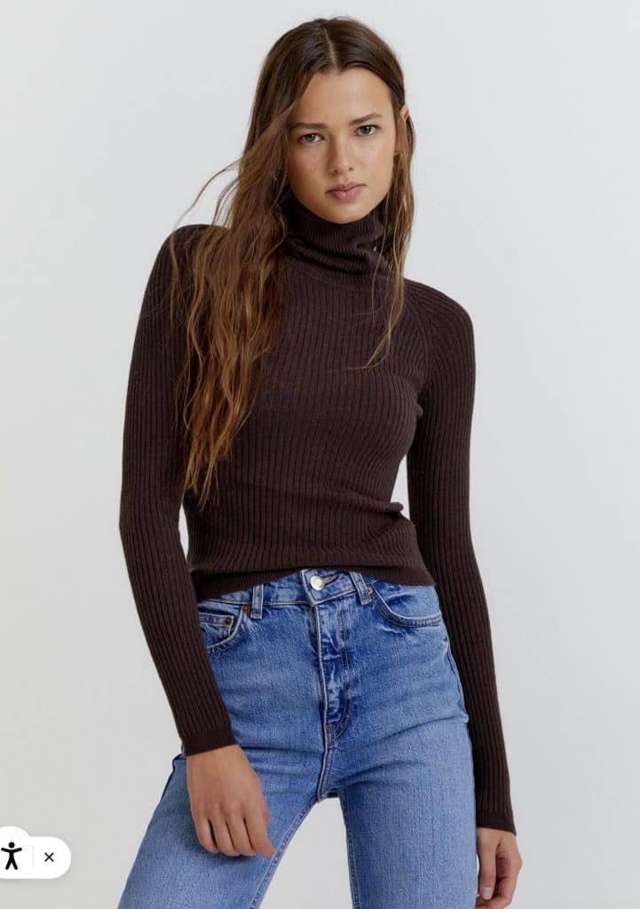 Pull&Bear tiene esta cazadora básica por 12,99 euros para usar a diario