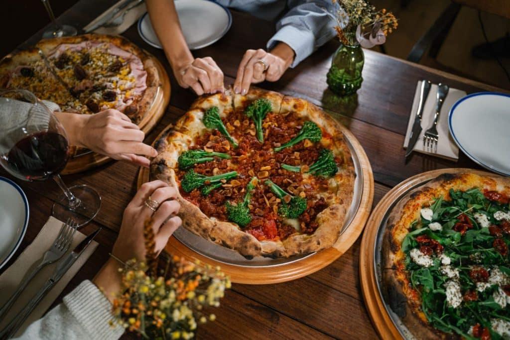 Cómo guardar y recalentar la pizza para que esté más rica al día siguiente