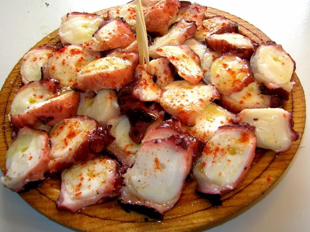 Esta crema de patatas es la mejor para acompañar el pulpo