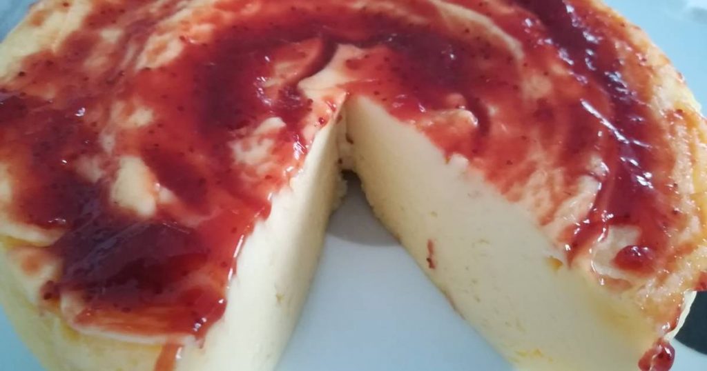 Cómo hacer una tarta de queso al microondas igual de rica que al horno