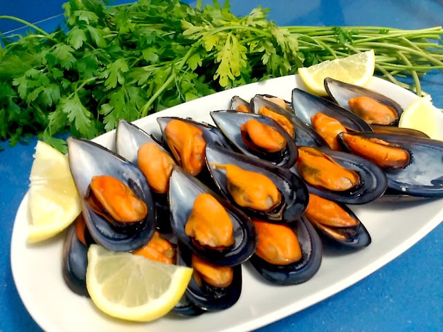 Los mejillones asados que te harán odiar la clásica receta al vapor