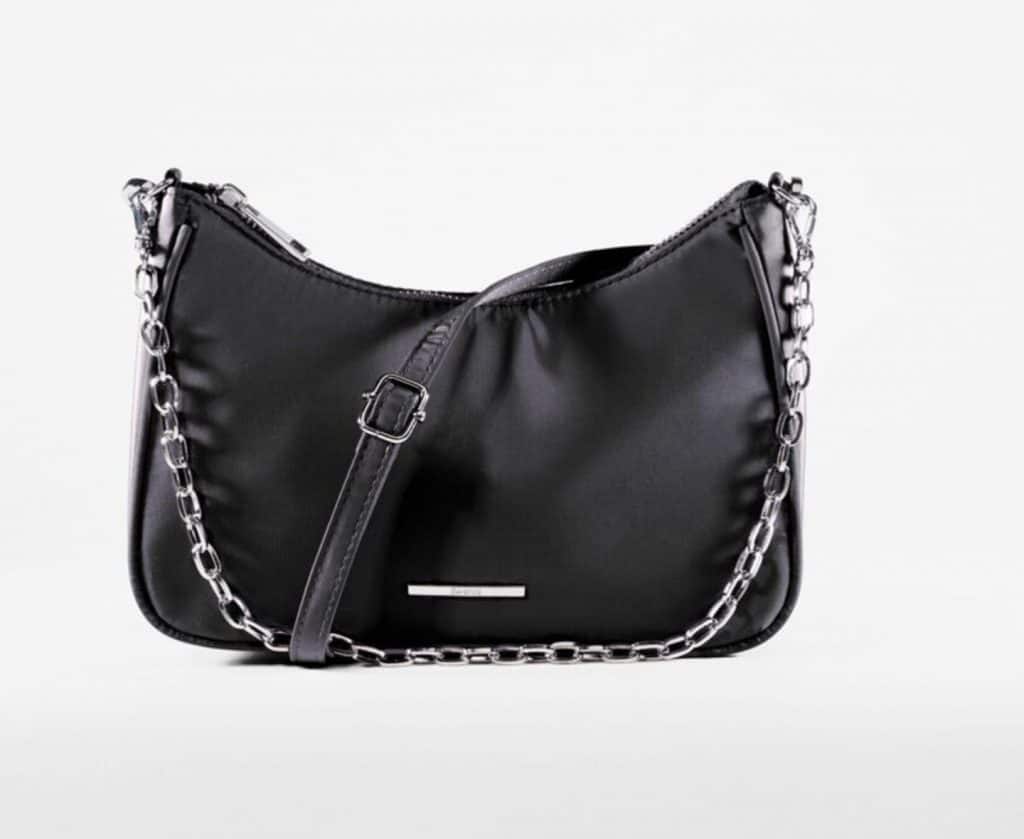 El bolso de Bershka por 12,99 euros que parece de lujo