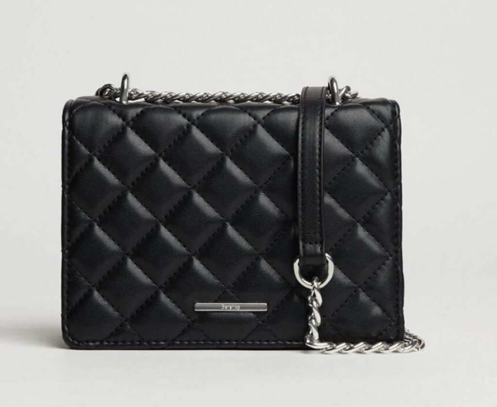 El bolso de Bershka por 12,99 euros que parece de lujo
