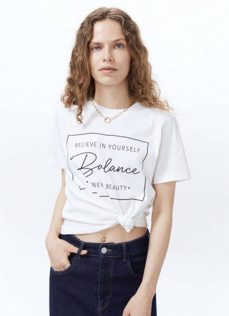 Camisetas de Sfera por menos de 10 euros para renovar tu armario
