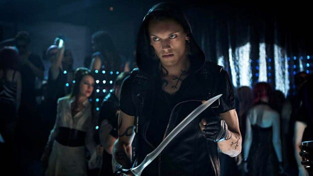 Jamie Campbell Bower - Cazadores de Sombras