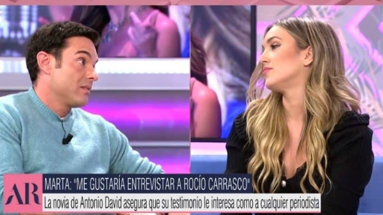 Antonio Rossi pone en su sitio a Marta Riesco: «Lo de entrevistar a Rocío Carrasco es una…»