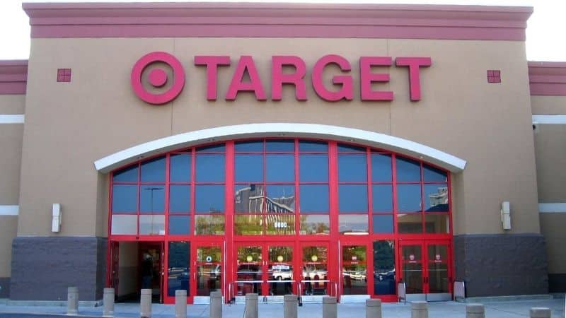 Target - supermercado en el que compra Rihanna