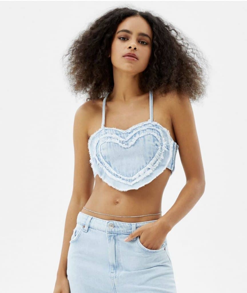 Bershka apuesta por este vestido de flores para primavera