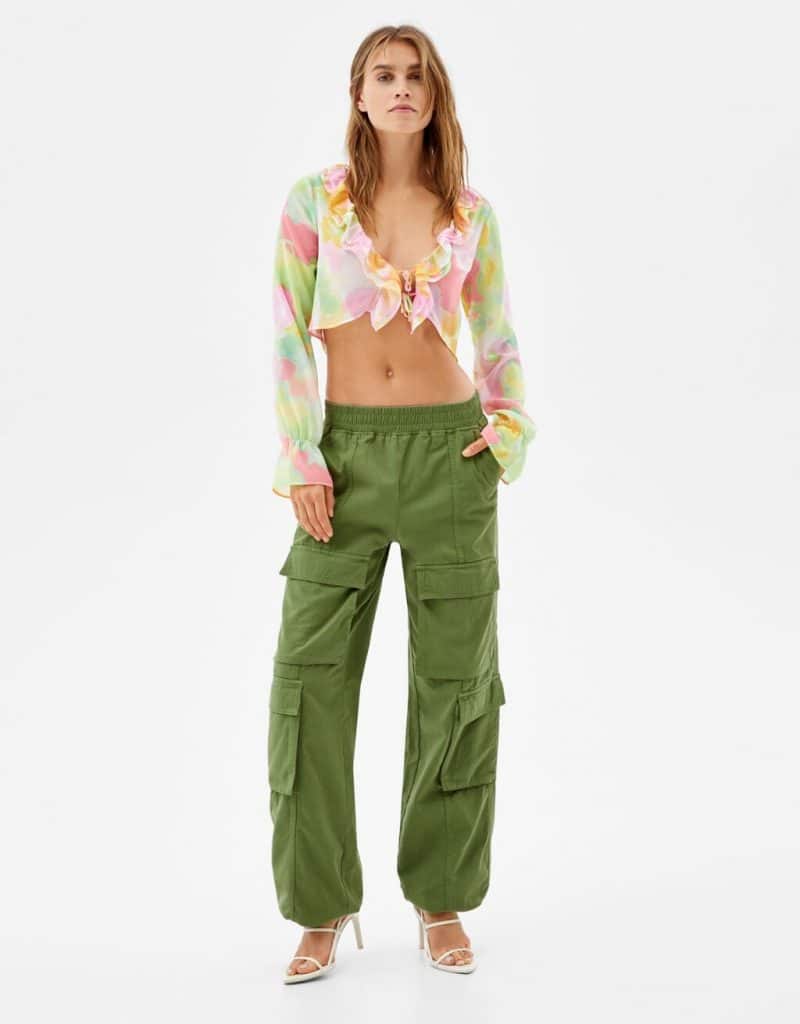 Esta es la falda mini de Bershka más vendida en sus tiendas