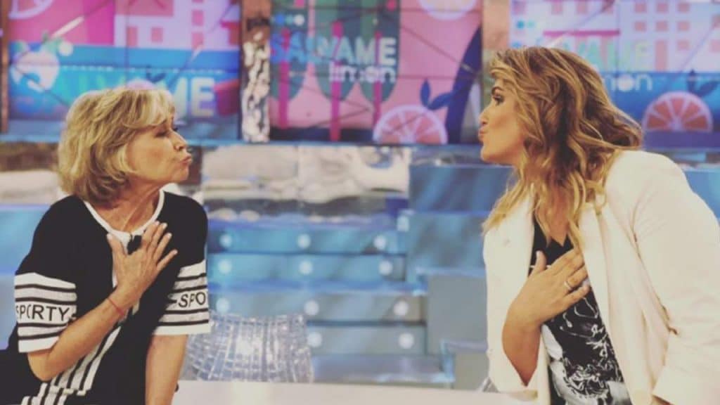 Carlota Corredera, risas y lágrimas en su última tarde presentando 'Sálvame'