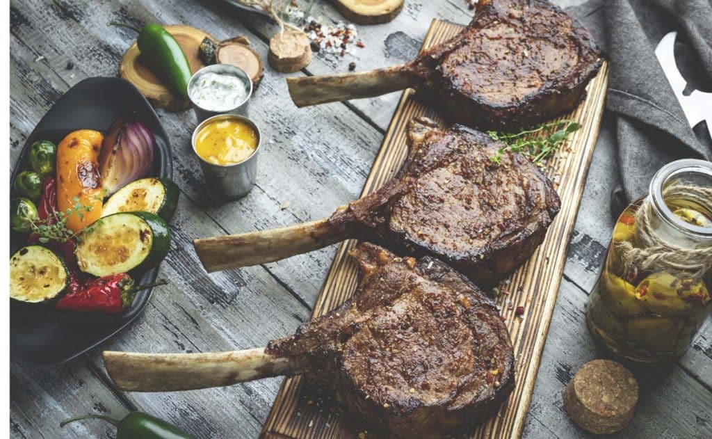 Cómo hacer unas chuletas al horno con el mismo sabor que a la brasa chuletas